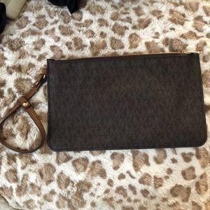 Michael Kors Wristlet